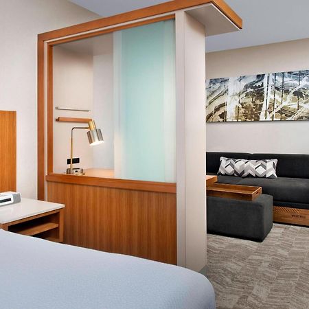 Springhill Suites Potomac Mills Вудбридж Экстерьер фото
