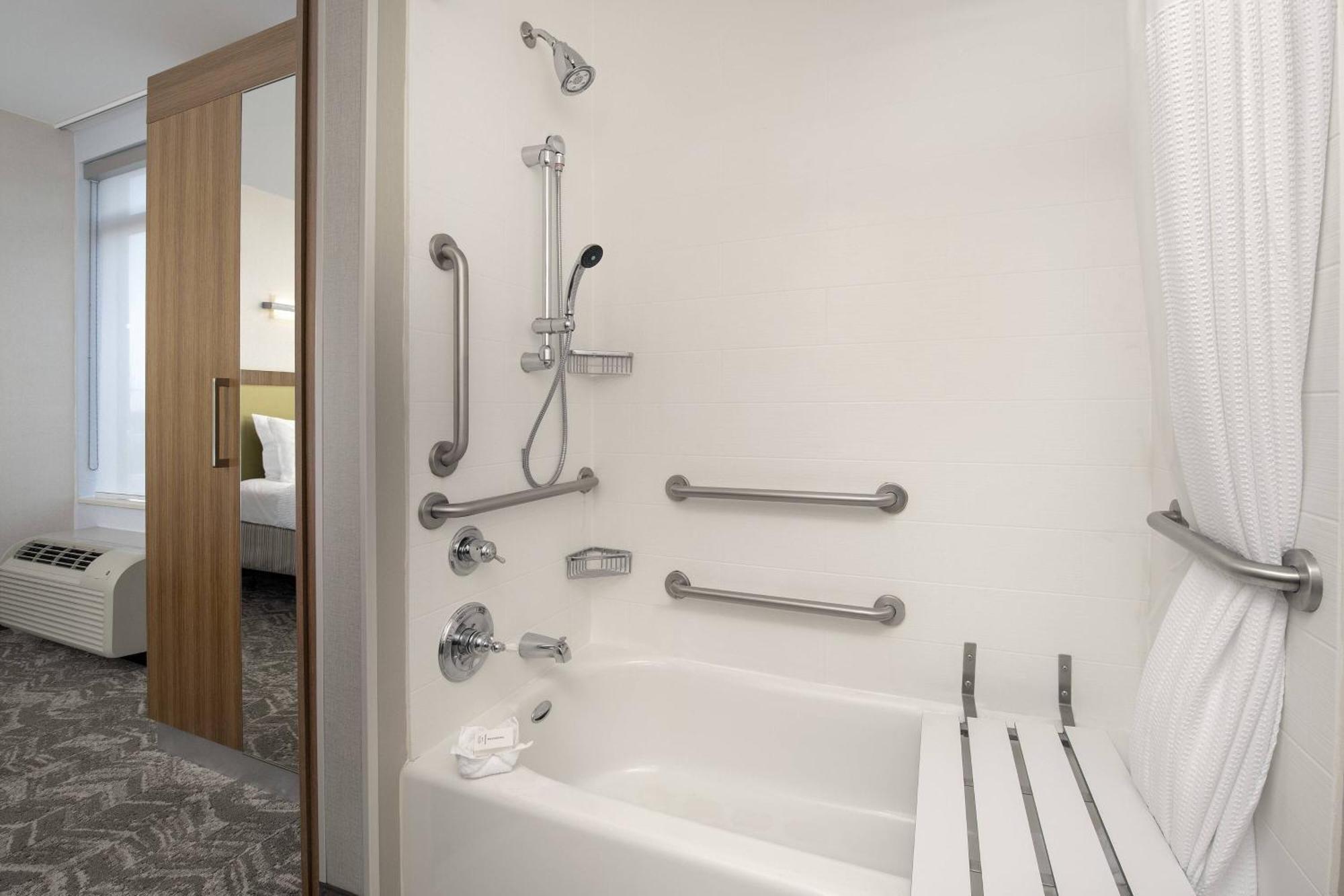 Springhill Suites Potomac Mills Вудбридж Экстерьер фото